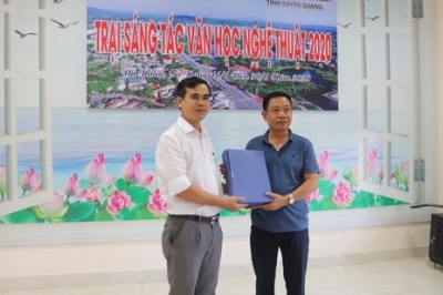 Bế mạc Trại sáng tác văn học nghệ thuật Tuyên Quang 2020 tại Đà Nẵng