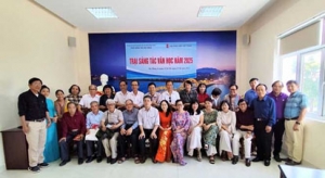 Khai mạc Trại sáng tác văn học Hội nhà văn Việt Nam 2025 tại Đà Nẵng