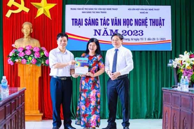 Có 62 tác phẩm được nghiệm thu từ Trại sáng tác văn học nghệ thuật Nghệ An 2023 tại Nha Trang