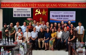 Khai mạc Trại sáng tác văn học nghệ thuật 2020 của Trung tâm Nghiên cứu bảo tồn và phát huy văn hoá dân tộc khu vực đồng bằng Bắc Bộ tại Nha Trang.